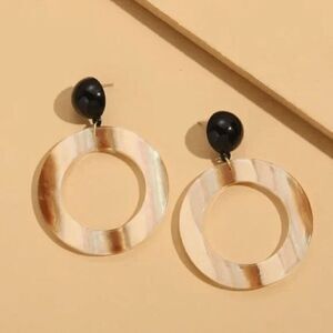 2/$21 Ladies Brown Hoop
